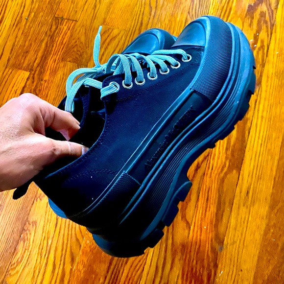 Alexander McQueen brand new